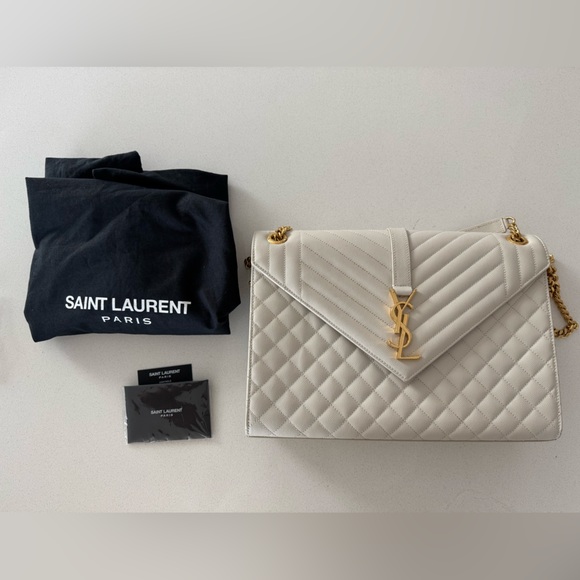 Sold -YSL- White Grained Leather Tri-Quilted Chevron Envelope Large Flap Bag - Picture 2 of 11